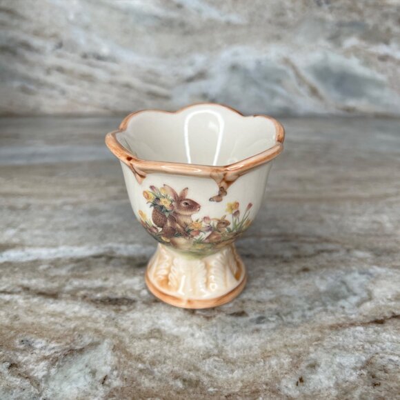 Cracker Barrel Country Store Bunny Rabbit Egg Cup Ceramic Easter Traditions - Picture 1 of 8